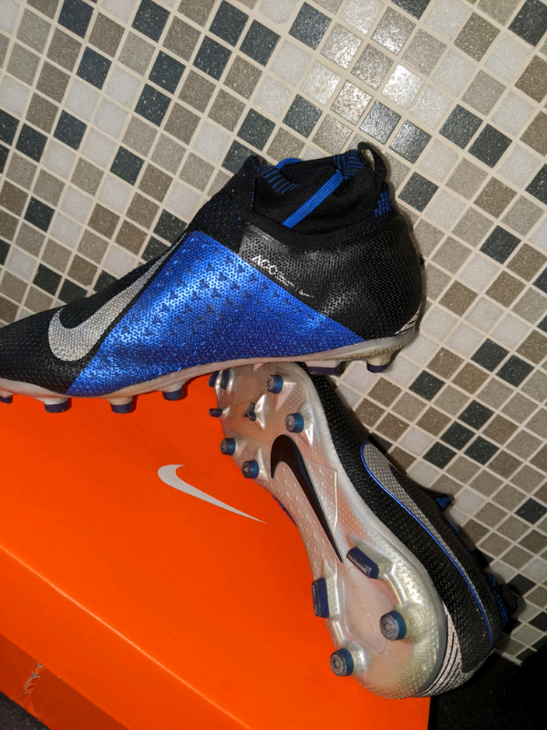 nike phantom vision size 4